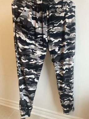 Black & Gray Camo Joggers